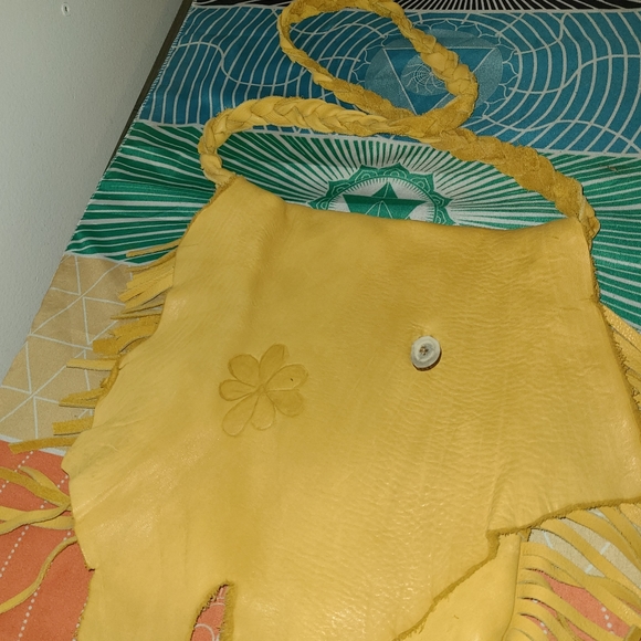 Purse - Picture 1 of 3